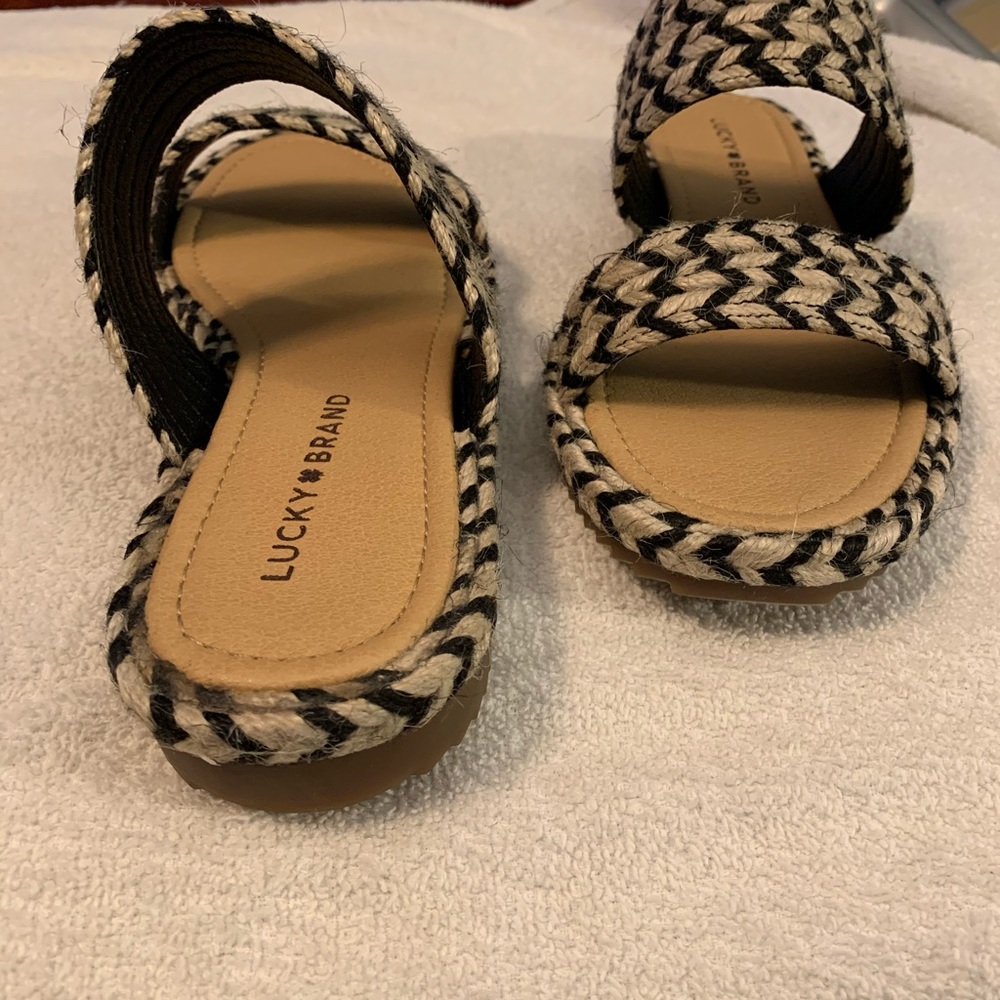 Shoes - Picture 3 of 4